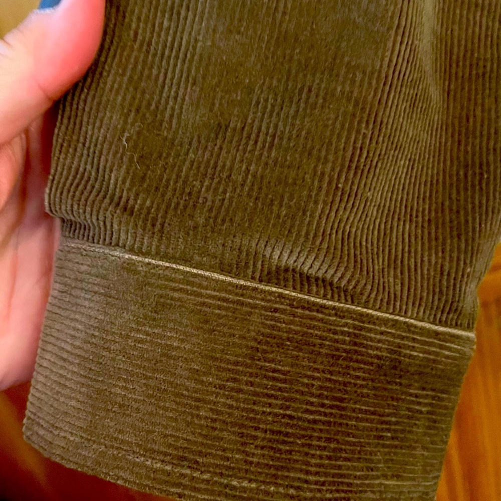 Corduroy short jacket. Size large. Only worn once.